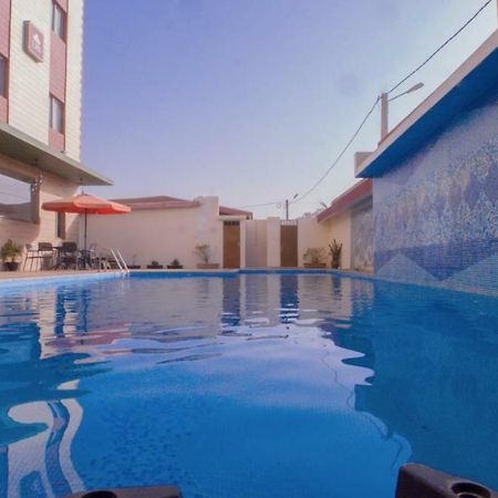 Hotel La Rose Blanche Korhogo Zewnętrze zdjęcie