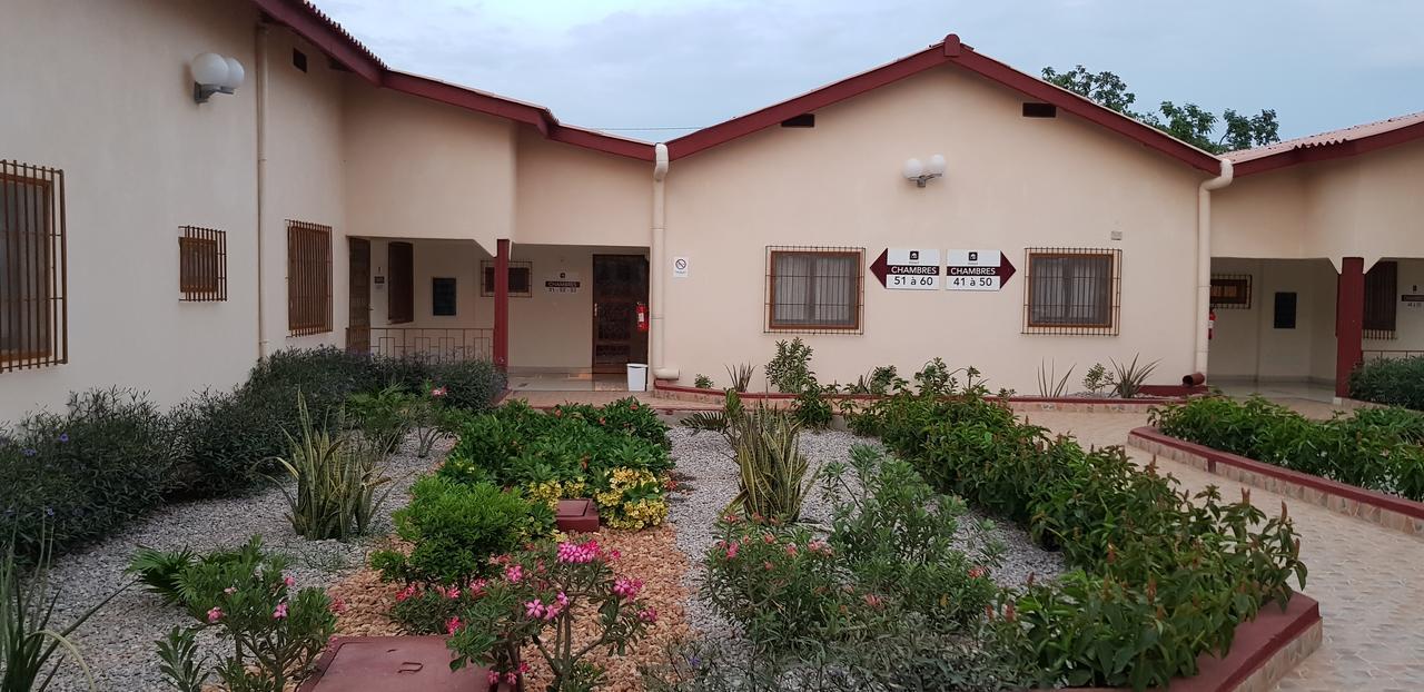 Hotel La Rose Blanche Korhogo Zewnętrze zdjęcie