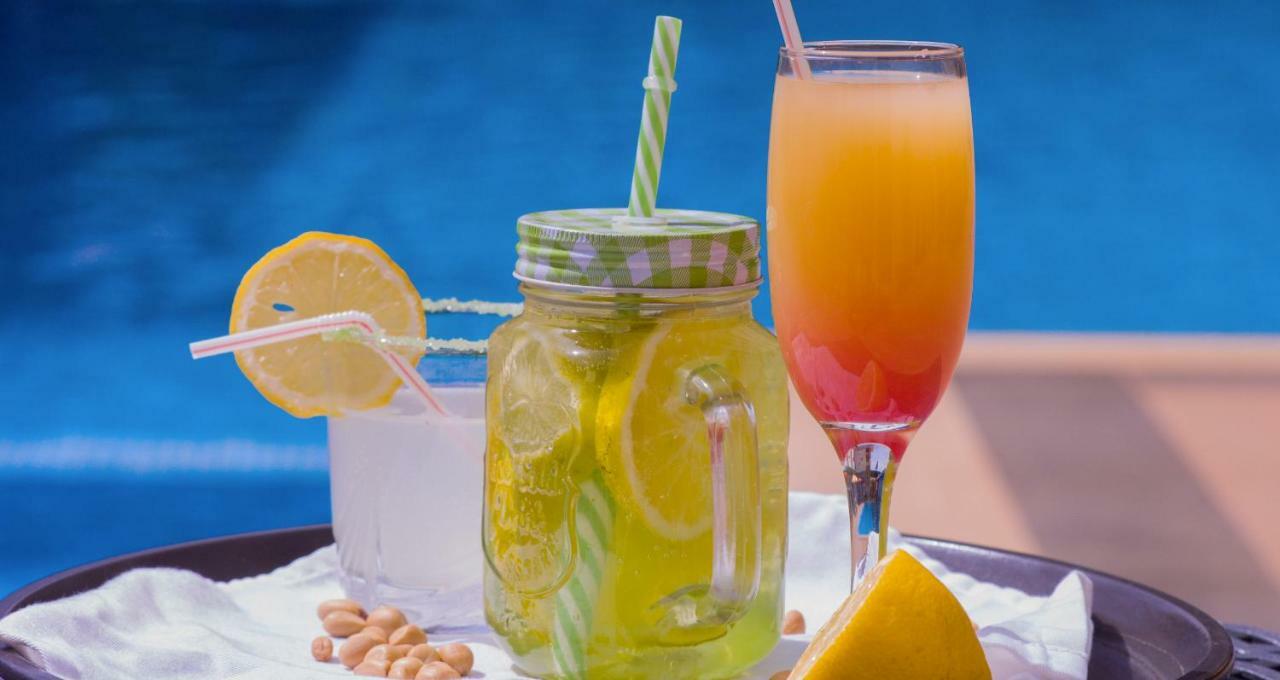 Hotel La Rose Blanche Korhogo Zewnętrze zdjęcie